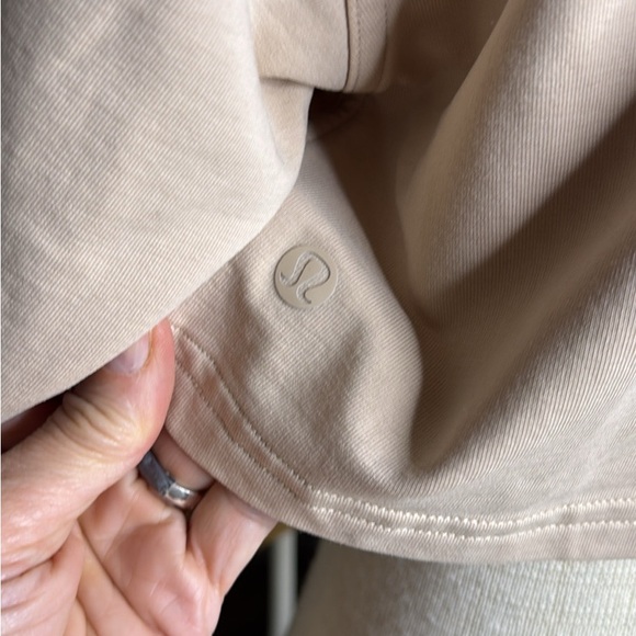 Lululemon Top “All Yours” Cropped Crew Size Small EUC Workout Gym Yoga Pilates - Picture 5 of 5